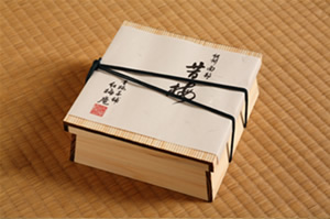 �ɏ�ؔ�����썂�~�̔~�����y���_��z